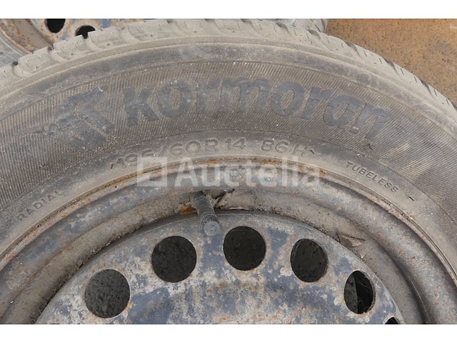 3 velgbanden – foto 9 – kavel bij Auctelia, Fauvillers