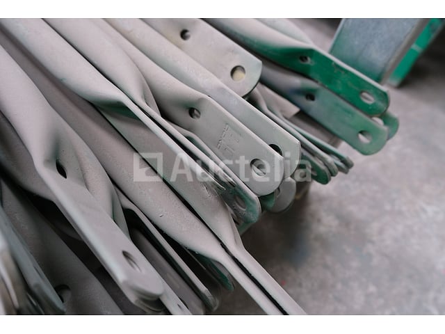 32 Doka 12.100 diagonale rails – foto 3 – kavel bij Auctelia, Machelen
