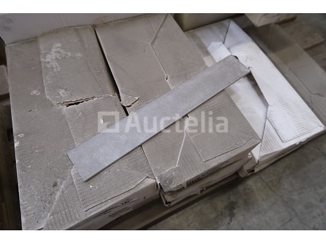 320 plinten 45x7 Idea keramische batt. Piombo – foto 2 – kavel bij Auctelia, Paliseul