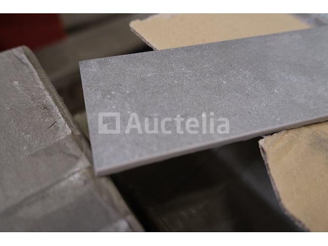 320 plinten 45x7 Idea keramische batt. Piombo – foto 5 – kavel bij Auctelia, Paliseul