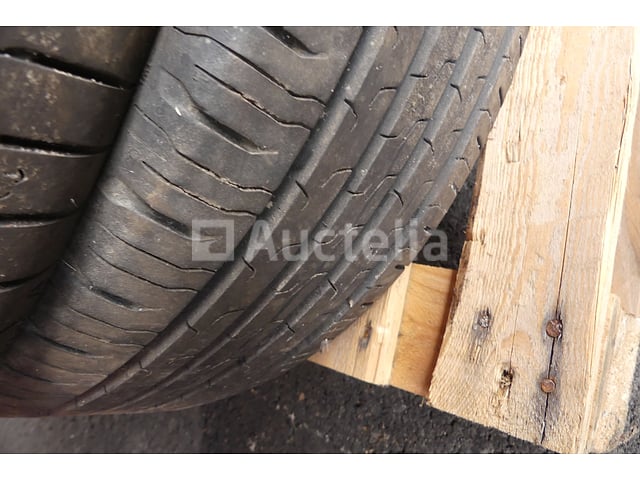 4 Banden – foto 8 – kavel bij Auctelia, Fauvillers