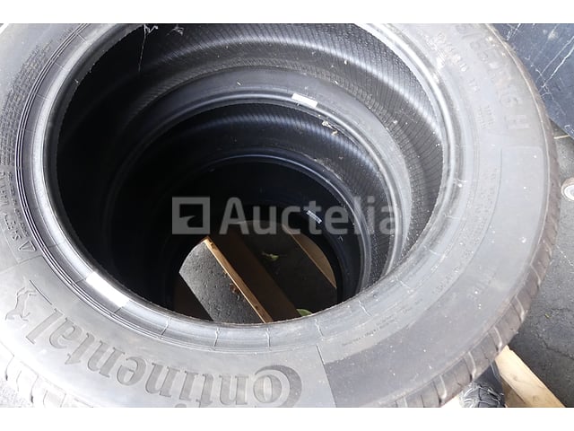 4 Banden – foto 4 – kavel bij Auctelia, Fauvillers