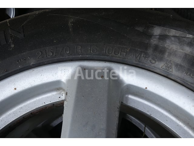 4 Banden op wielen – foto 5 – kavel bij Auctelia, Fauvillers