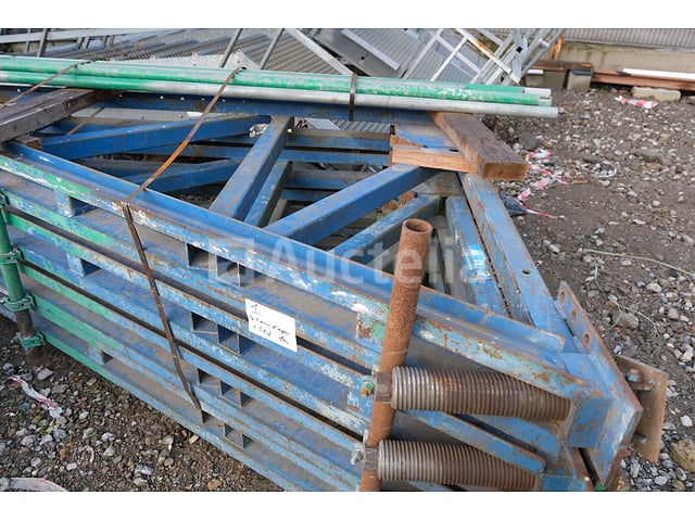 4 Doka-steunspanten – foto 2 – kavel bij Auctelia, Machelen