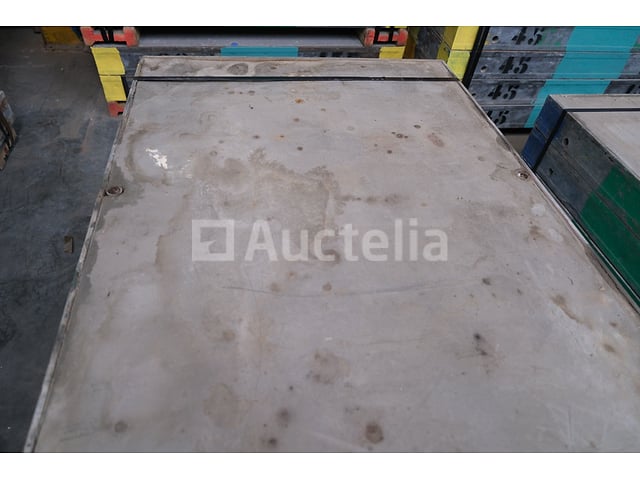 4 Framax 135X90 bekistingspanelen – foto 4 – kavel bij Auctelia, Machelen