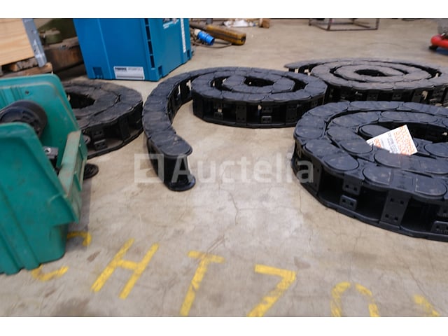 4 kabeldoorvoeren voor industriële machines – foto 4 – kavel bij Auctelia, Antwerpen