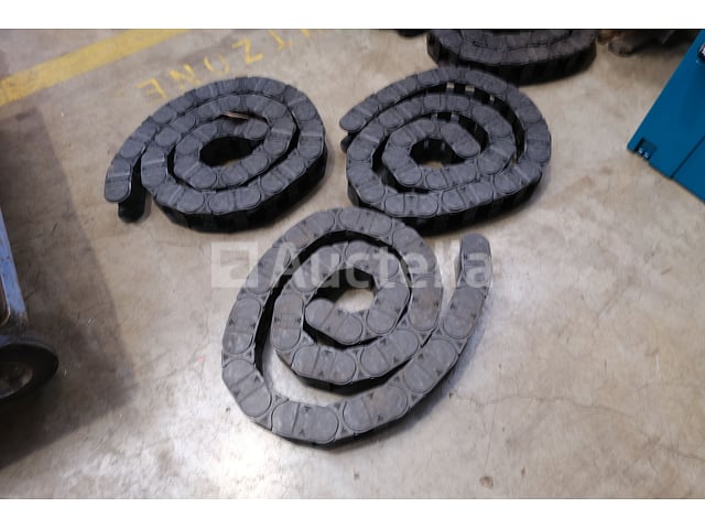 4 kabelvoeringen voor industriële machines – foto 2 – kavel bij Auctelia, Antwerpen