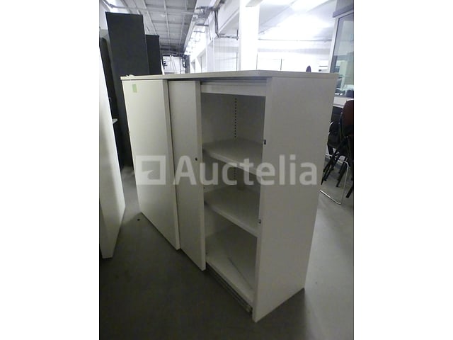4 kasten met 2 schuifdeuren – foto 3 – kavel bij Auctelia, Saint-Gilles