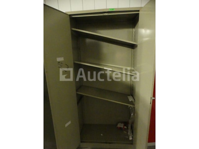 4 metalen kasten met 2 deuren – foto 4 – kavel bij Auctelia, Saint-Gilles