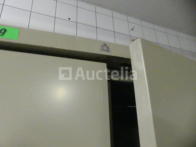 4 metalen kasten met 2 deuren – foto 8 – kavel bij Auctelia, Saint-Gilles