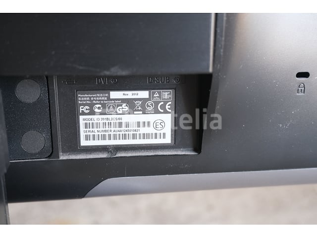 4 Philips Brilliance 201 BL computermonitoren – foto 8 – kavel bij Auctelia, Flémalle