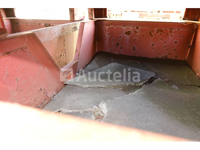 4 stapelbare metalen bakken – foto 6 – kavel bij Auctelia, Antwerpen