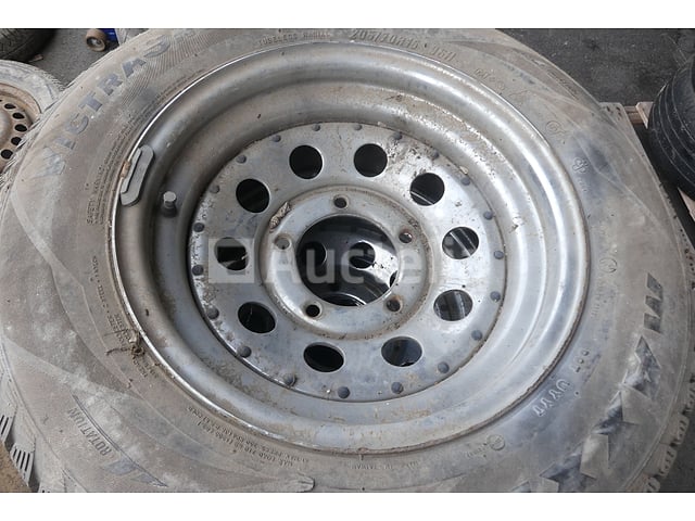 4 Velgbanden – foto 2 – kavel bij Auctelia, Fauvillers