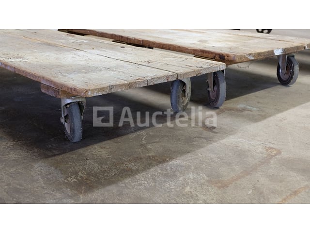 4-wielige transportwagens van rubber of metaal – foto 4 – kavel bij Auctelia, Sankt Vith