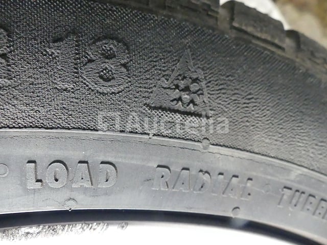 4 WINTERBANDEN op velg voor TOYOTA Continental 225/50 R18 90H – foto 5 – kavel bij Auctelia, Anderlecht
