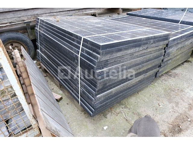 42 zonnepanelen 285 wp Evocells prestaties – foto 6 – kavel bij Auctelia, Havelange
