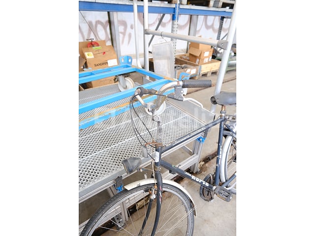 5 fietsen (te renoveren) – foto 8 – kavel bij Auctelia, Mechelen