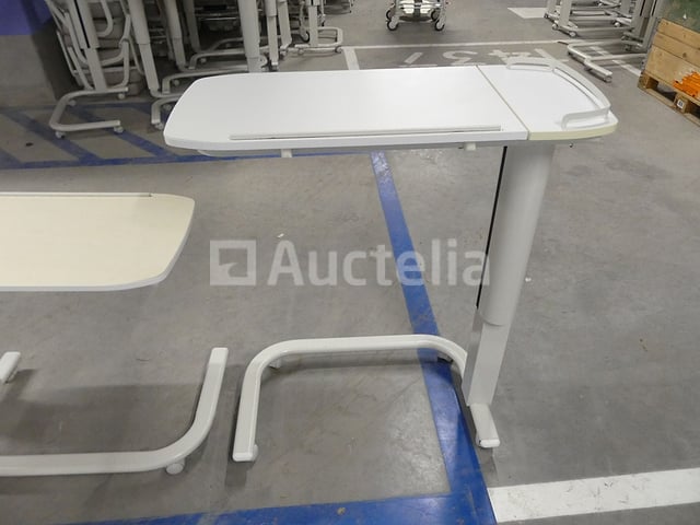 5-slaapkamer tafels (Lot 025 bis) – foto 4 – kavel bij Auctelia, Tournai