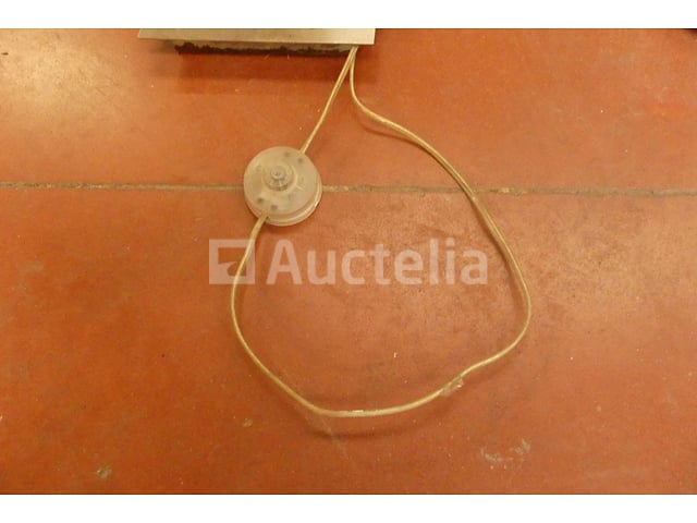5 Vrijstaande armaturen – foto 4 – kavel bij Auctelia, Courcelles