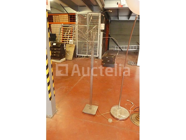 5 Vrijstaande armaturen – foto 2 – kavel bij Auctelia, Courcelles