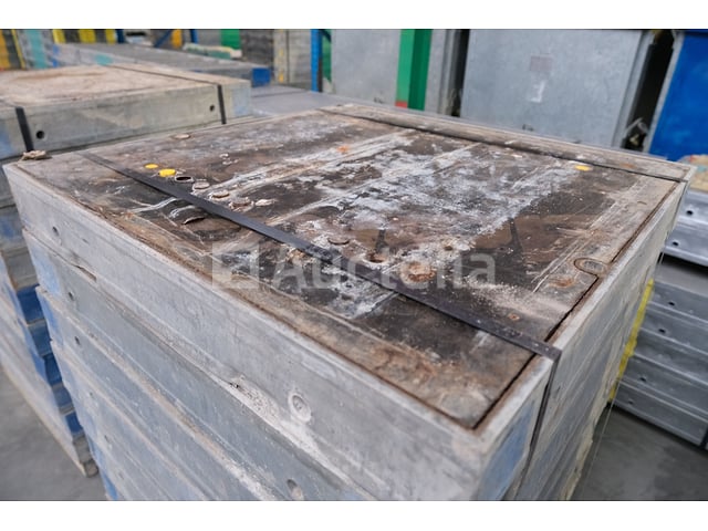 50 Bekistingspanelen 90X90 Framax Universal – foto 4 – kavel bij Auctelia, Machelen