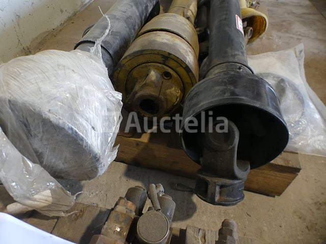 6 Aandrijfassen – foto 4 – kavel bij Auctelia, Binche