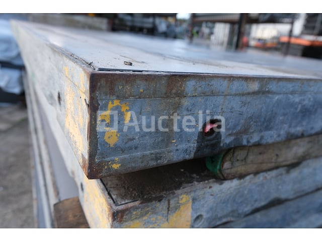 6 bekistingspanelen 330X240 Framax X-LIFE – foto 3 – kavel bij Auctelia, Machelen