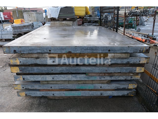 6 bekistingspanelen 330X240 Framax X-LIFE – foto 2 – kavel bij Auctelia, Machelen