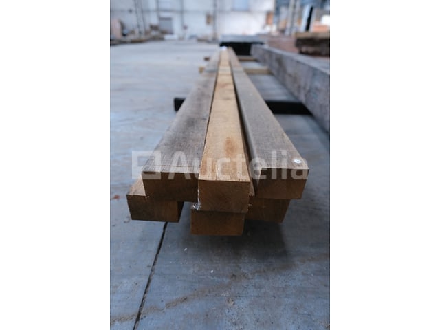 6 Eikenbalken – foto 2 – kavel bij Auctelia, Liège