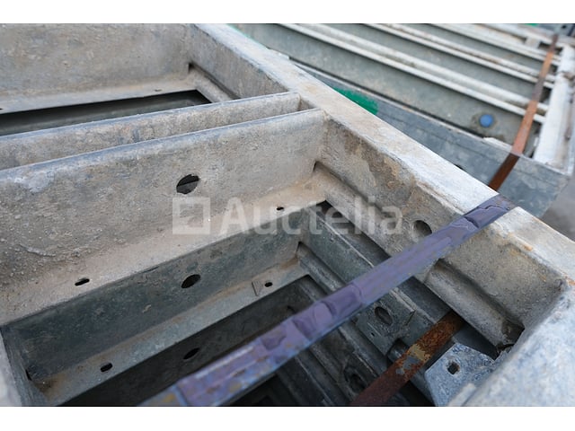 6 Framax 135X45 paneelkarkassen – foto 3 – kavel bij Auctelia, Machelen