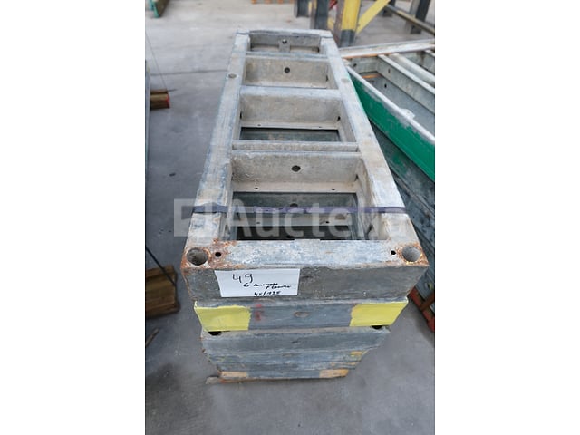 6 Framax 135X45 paneelkarkassen – foto 2 – kavel bij Auctelia, Machelen