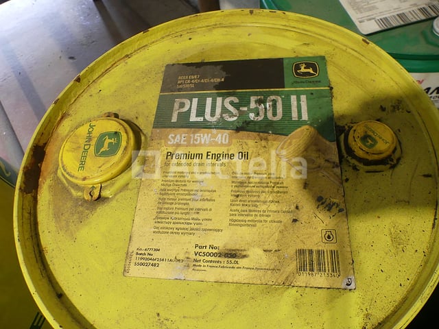 6 Hydraulische Smeermiddelen en Reinigingsmiddel – foto 4 – kavel bij Auctelia, Binche