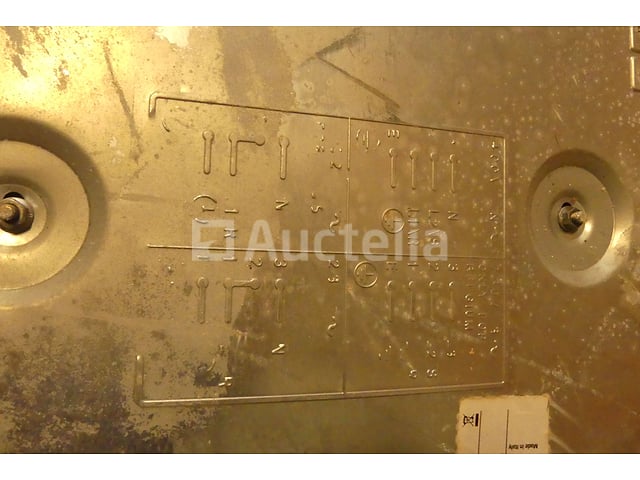 6 ingebouwde elektrische Whirlpool-klampen – foto 6 – kavel bij Auctelia, Courcelles
