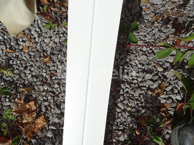60 m 95mm opvouwbare PVC-flats met witte hoek – foto 3 – kavel bij Auctelia, Aye