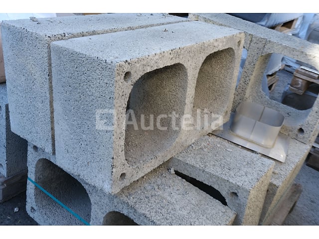 7 dubbele betonnen bushels – foto 2 – kavel bij Auctelia, Paliseul
