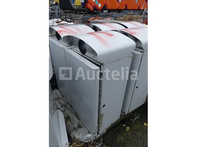 7 Metalen stedelijke bakken – foto 3 – kavel bij Auctelia, Merelbeke-Melle
