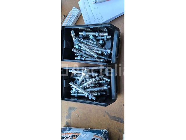 75 Stijlanker M10 x 100 – foto 2 – kavel bij Auctelia, Bastogne
