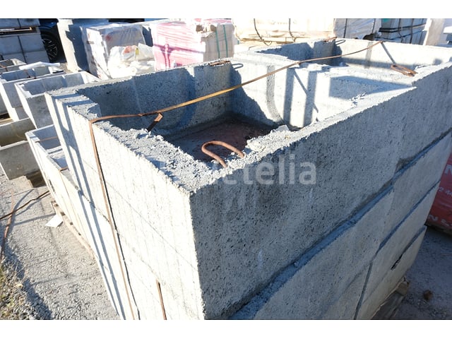 8 betonnen inspectiekamers 72x72x30 – foto 4 – kavel bij Auctelia, Paliseul