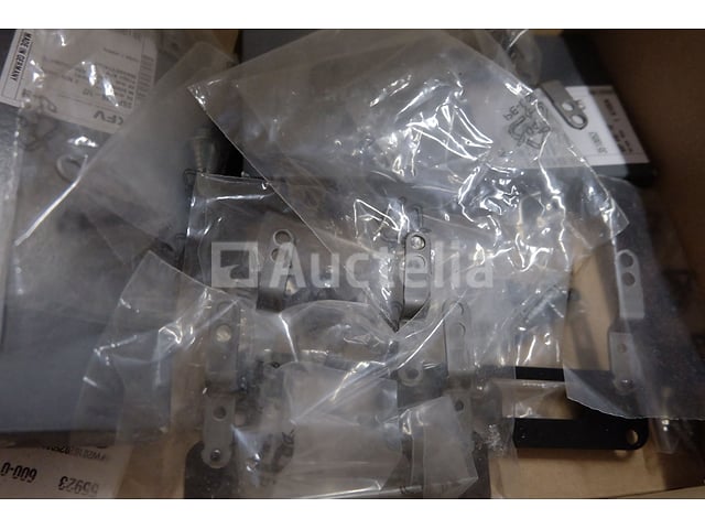 8 Binnendeuren & Accessoires – foto 6 – kavel bij Auctelia, Paliseul