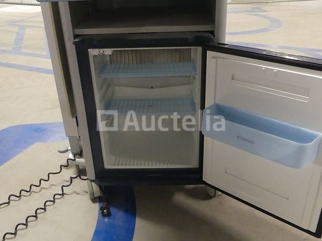8 Haelvoet Bedside Advance medische nachtkastjes met ingebouwde koelkast – foto 3 – kavel bij Auctelia, Tournai