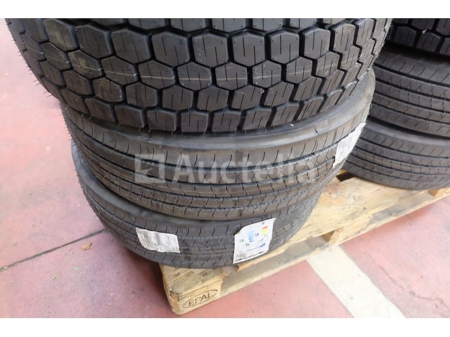 8 Nieuwe banden Firestone 225/75 R17.5 – foto 9 – kavel bij Auctelia, Bruxelles