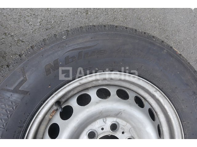 8 velgbanden – foto 2 – kavel bij Auctelia, Fauvillers