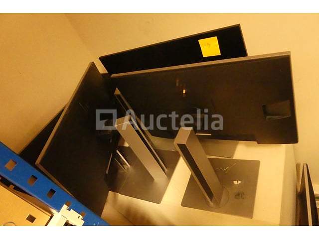 9 Computermonitoren – foto 3 – kavel bij Auctelia, Chastre