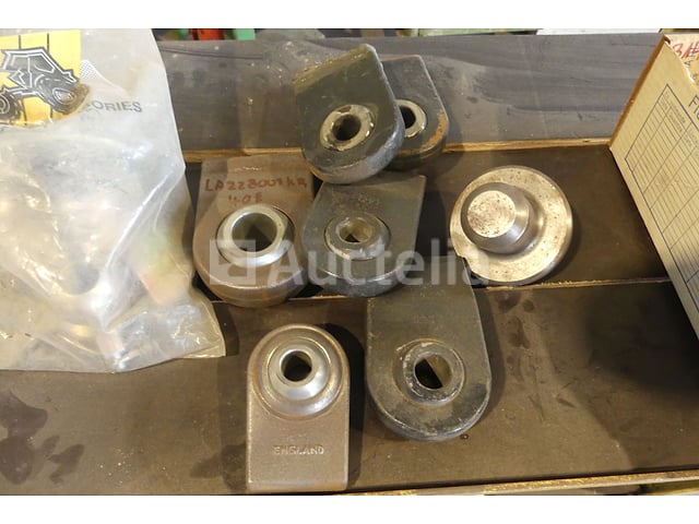Accessoires voor Hefarmen – foto 5 – kavel bij Auctelia, Binche