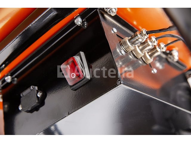 Accu-aangedreven kruiwagen 80L 150 kg + KRAFT&DELE-lader – foto 6 – kavel bij Auctelia, Aye