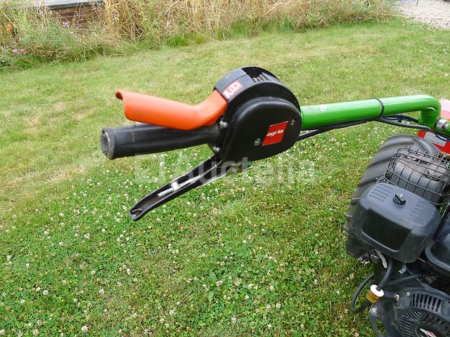 AGRIA T5900 Hydrostatische Gereedschaphouder – foto 5 – kavel bij Auctelia, Tournai