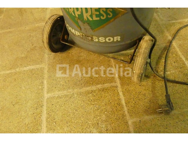 Airpress HL 360/50 Compacte Compressor – foto 8 – kavel bij Auctelia, Rhode-Saint-Genèse