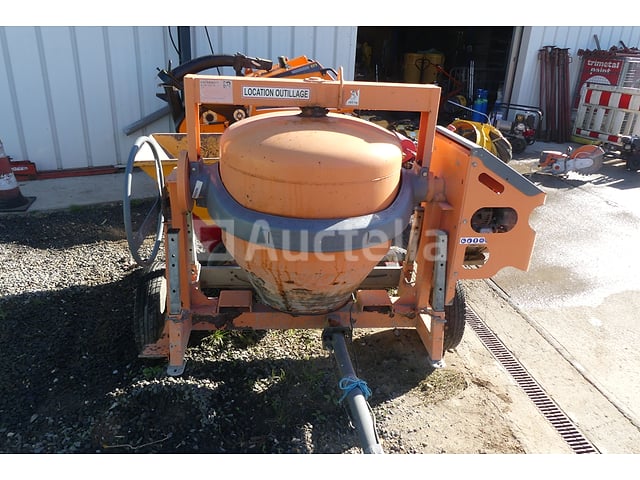 Altrad AT350 Sleepbare Thermische Betonmoler – foto 3 – kavel bij Auctelia, Tintigny