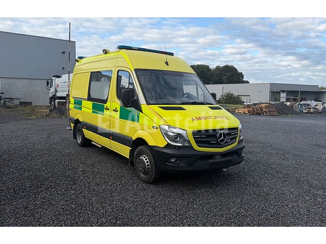 Ambulance - Mercedes - 515 CDI 3.5 (2014) – foto 3 – kavel bij Auctelia, Sprimont