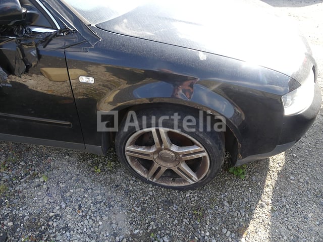 Auto (aanval op straat) Audi A4 – foto 5 – kavel bij Auctelia, Villers-la-Ville